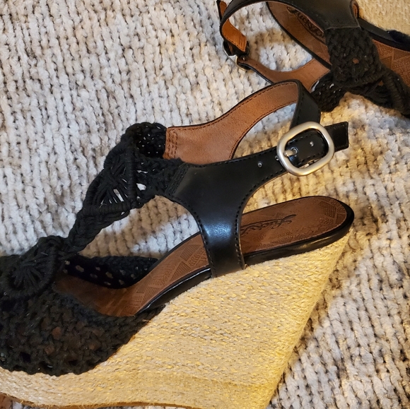 Lucky Brand Rilo Black Macrame Espadrille Wedge Sandal - Picture 9 of 11